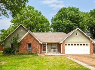 354 Ashley Dr, Collierville, TN 38017