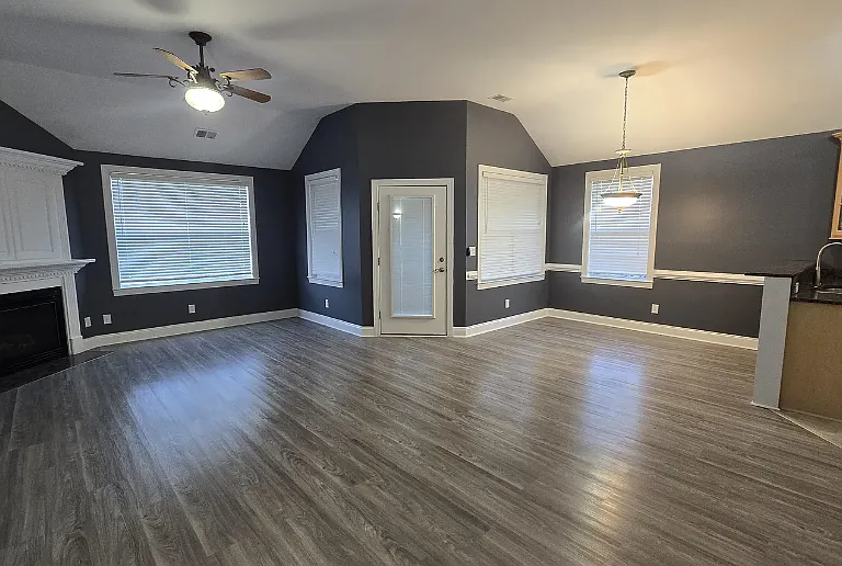 51 Castle Bay Dr — Photo 6