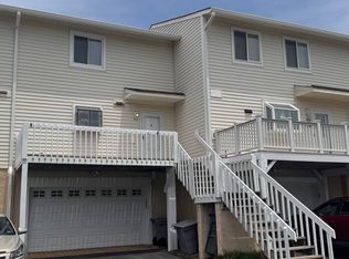 366 N 1st St, Hampton, VA 23664