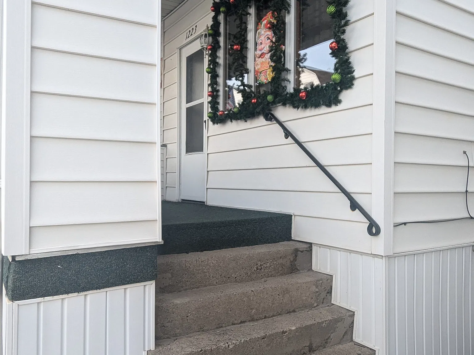 3 bed, 1200 sqft, $1,000 — Photo 2
