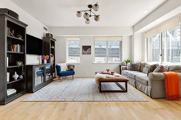 Sold by Compass | media 1