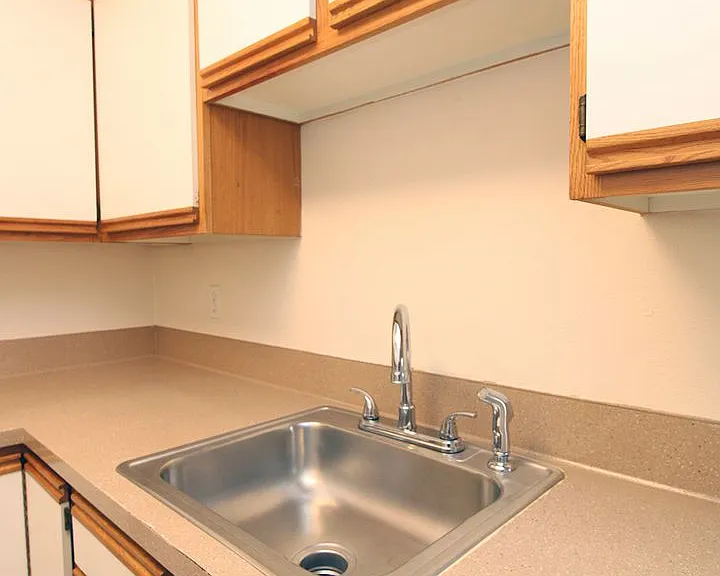 McKenzie Court — Photo 13