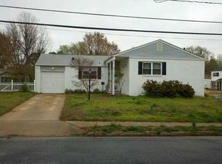 2 Waltham St, Hampton, VA 23666