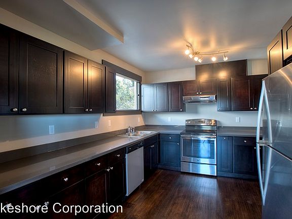 3rd image of 9532 Greenwood Ave N #10283781