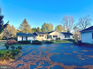 13607 Woodmore Rd, Bowie, MD 20721