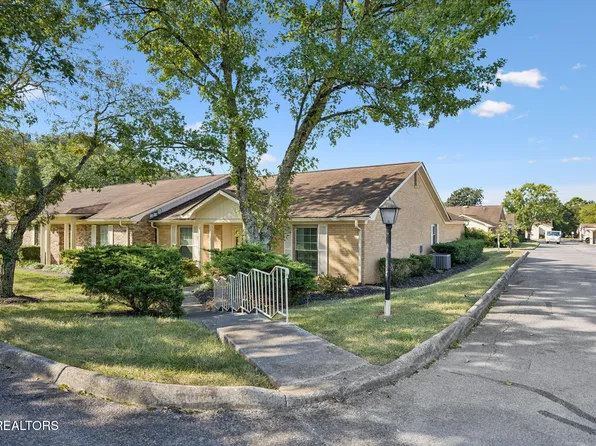 7914 Gleason Dr APT 1096, Knoxville, TN 37919