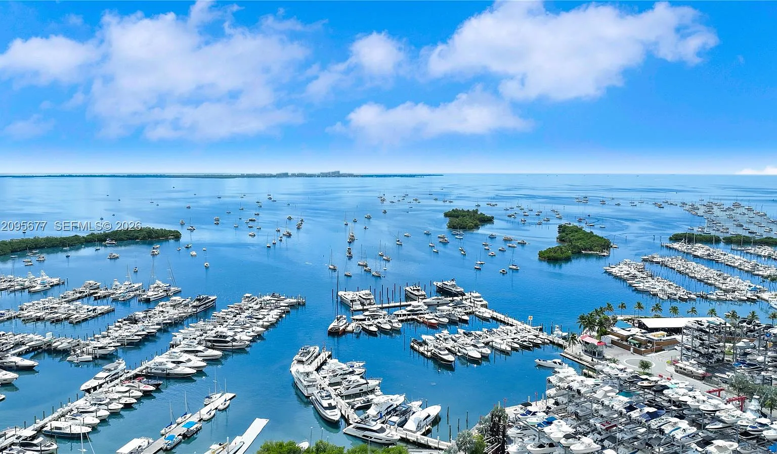 2627 S Bayshore Dr — Photo 1