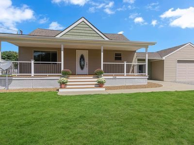 118 Eckles Dr, Industry, PA, 15052