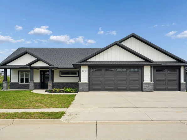 2210 Eldie Dr, Asbury, IA 52002