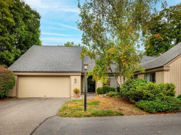 492 Heritage Hills #A, Somers, NY 10589