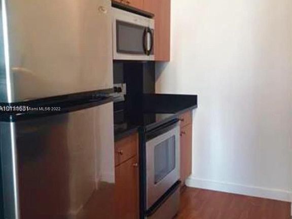 2nd image of 2200 NE 4th Ave APT 901