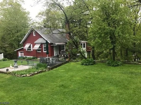 13 Pautuck Rd, Vernon Twp., NJ 07422