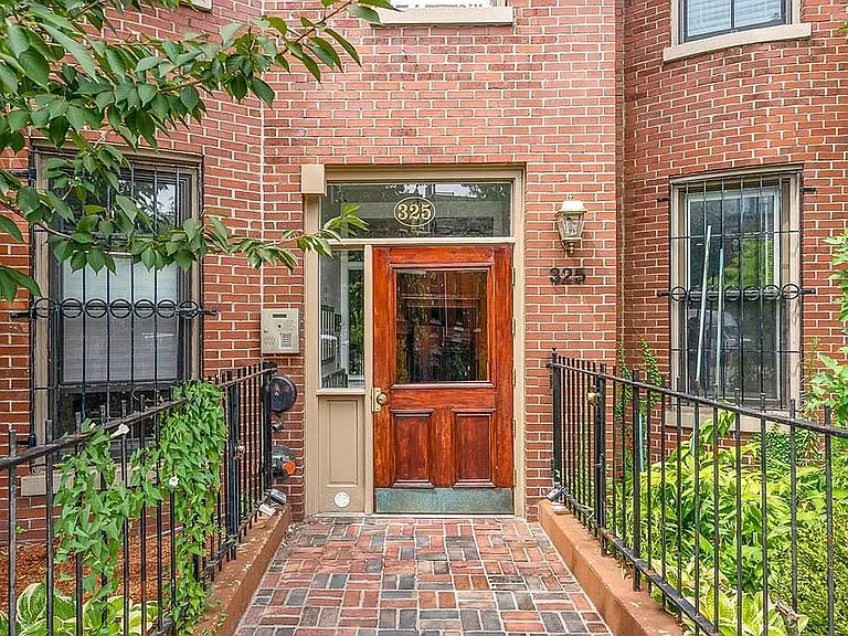 325 Columbus Ave #8 — Photo 16