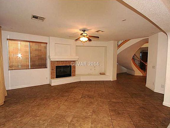 2nd image of 1024 Via Di Olivia St