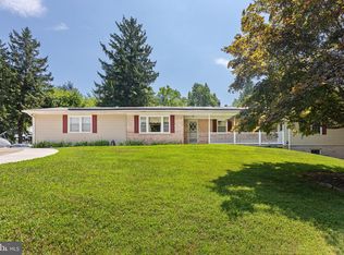 25517 Jonnie Ct, Gaithersburg, MD 20882