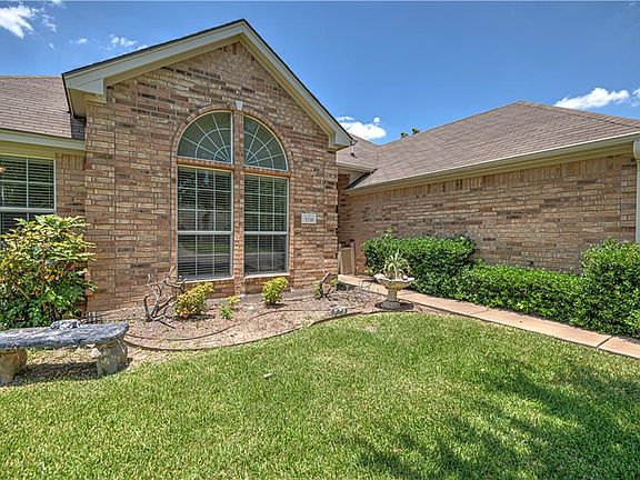 4th image of 5716 High Meadow Dr