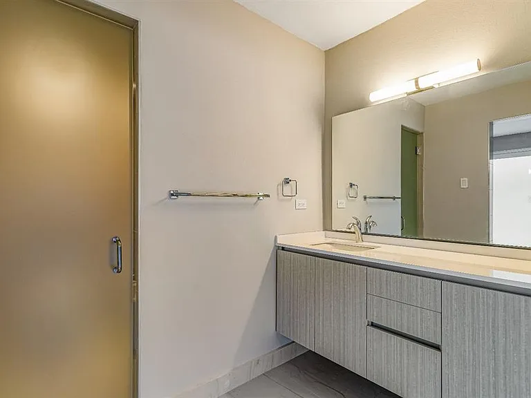 1507 Ashford Ave #1002 — Photo 17