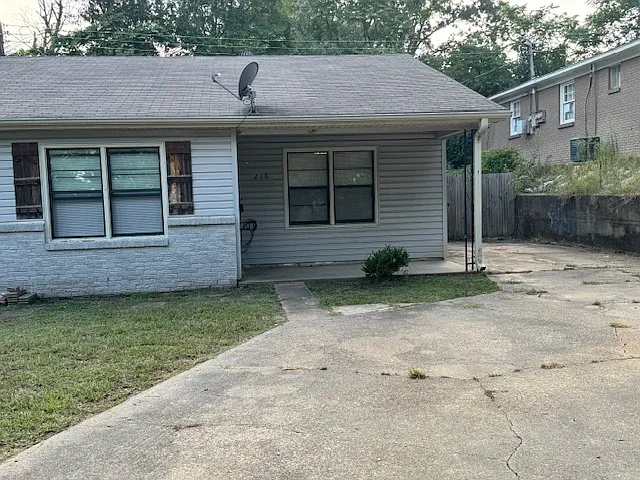 218 Pekin - 1 — Photo 2