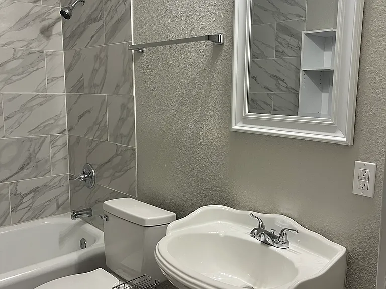 742 Cecile Pl #742 — Photo 11