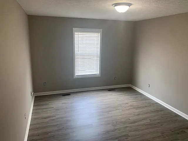 617 Mimosa Dr — Photo 6