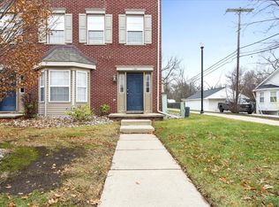 10820 Pardee Rd, Taylor, MI 48180