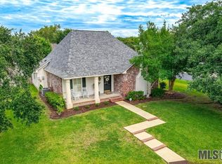 17463 Lake Azalea Dr, Baton Rouge, LA 70817