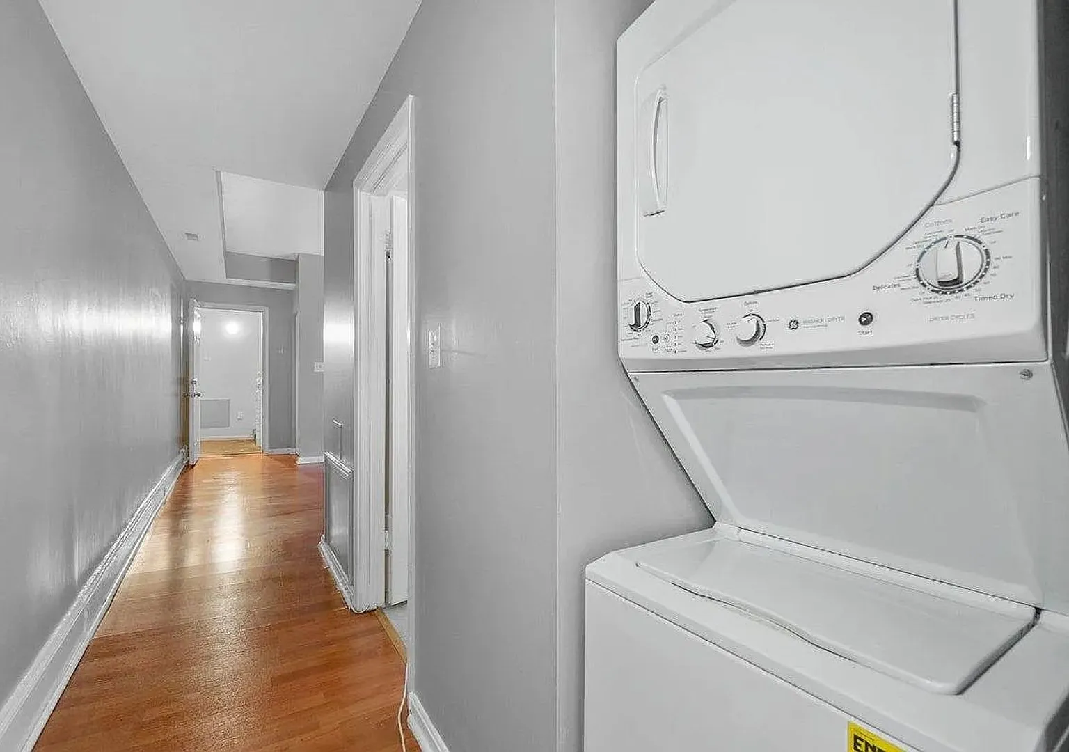 22 W 25th St — Photo 1