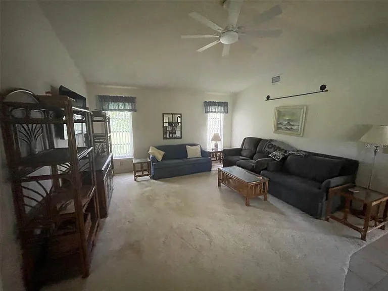 1091 Venture Ct — Photo 9