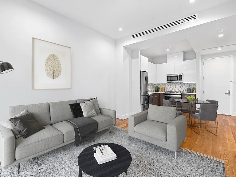 21-59 44th Dr #5C — Photo 3