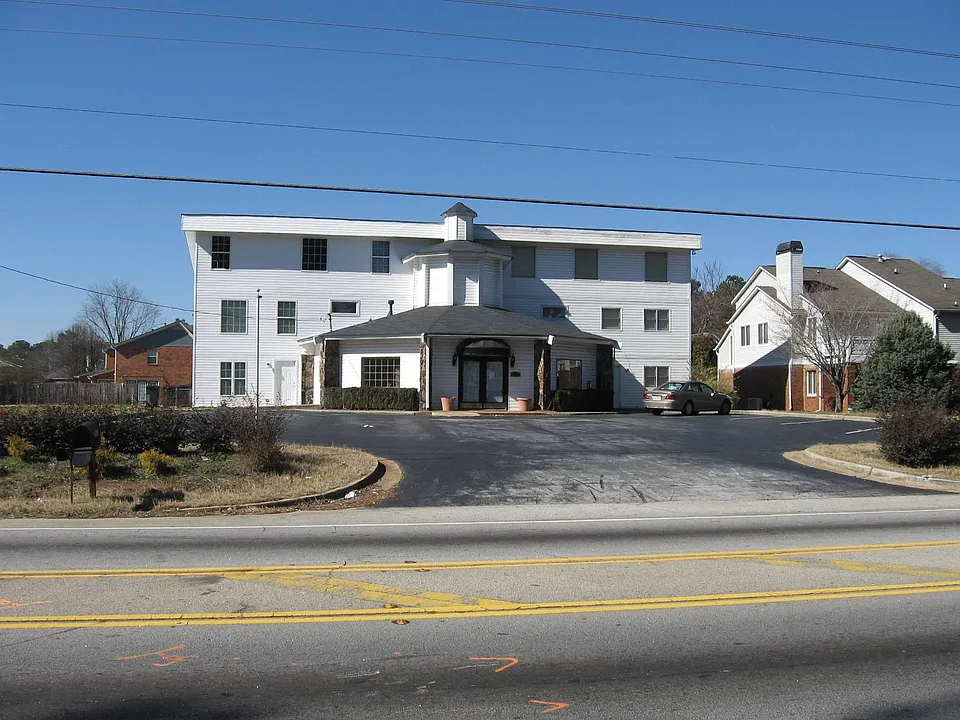 2141 Hickory Bnd SE