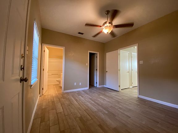 5th image of 1715 Lexington Cir APT 3