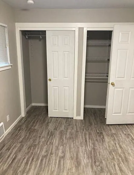 closet bedroom 2