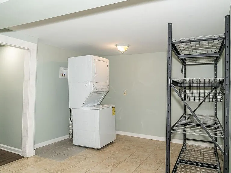 2331 Robin Ln SE — Photo 26