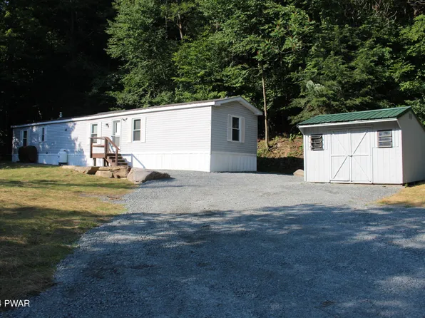 77 Pond Rd, Moscow, PA 18444