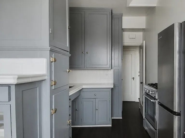 801 S Gramercy Dr — Photo 13