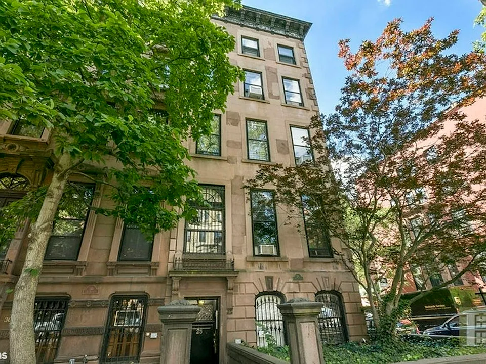 28 8th Ave #5