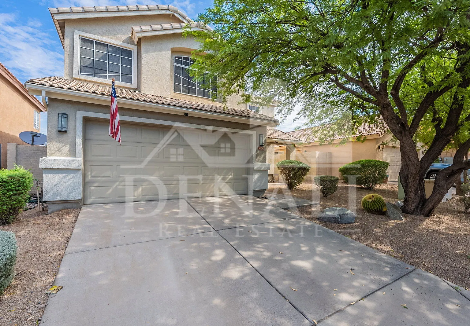 3 bed, 2.5 bath, 2001 sqft, $2,995 — Photo 3