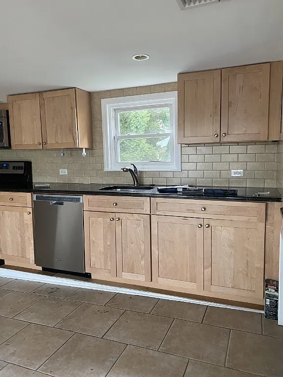 2 bed, 2.5 bath, $4,300 — Photo 3