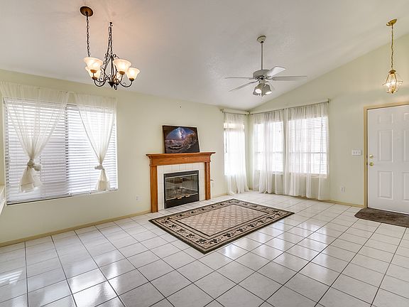 4th image of 1113 Rainbow Meadows Dr