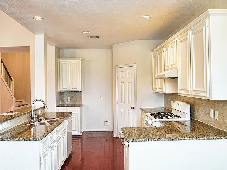 22147 Canyonwood Park Ln — Photo 13