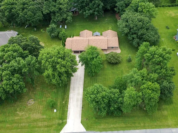 19634 Skyview Cir, Hutchinson, MN 55350