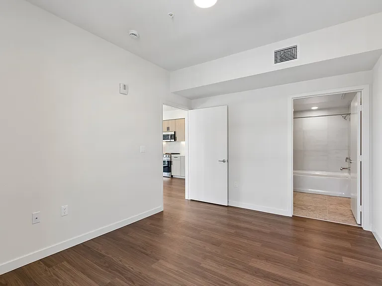 Maru Apartments — Photo 87
