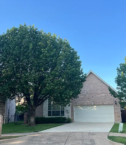 7717 Lakecrest Ct Photo 1