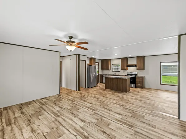 6201 W Bert Kouns Industrial Loop #101, Shreveport, LA 71129