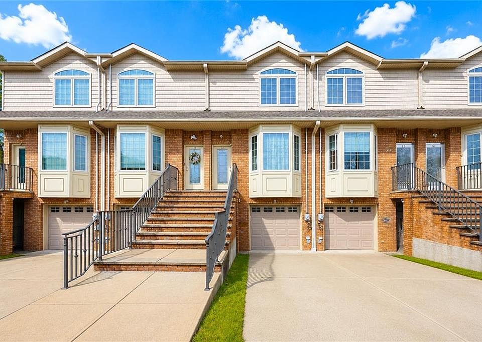 1st image of 22 Bamberger Ln