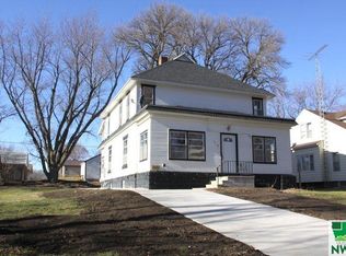 210 Maple St, Early, IA 50535