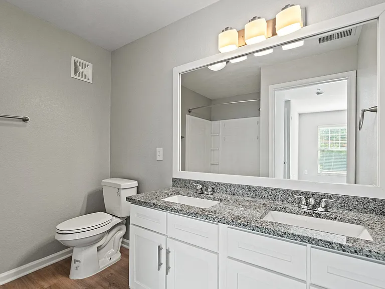 SomerHill Farms Apartments — Photo 12