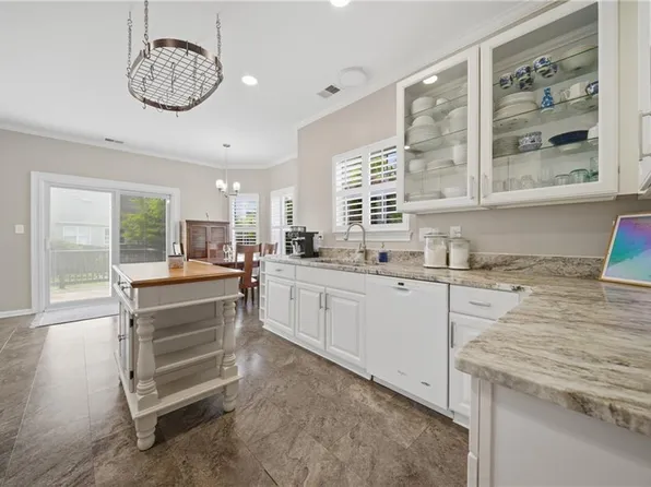 2104 Flowerdew Ct, Virginia Beach, VA 23454
