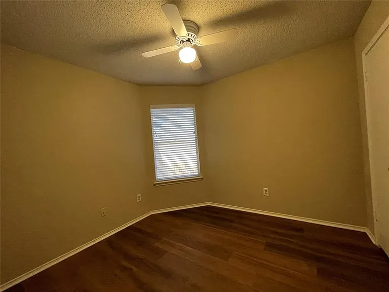 12607 Olympiad Dr — Photo 18