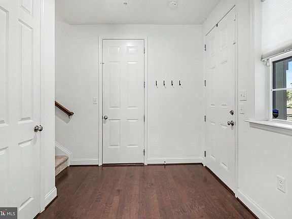 3rd image of 2143 Red Fox Dr